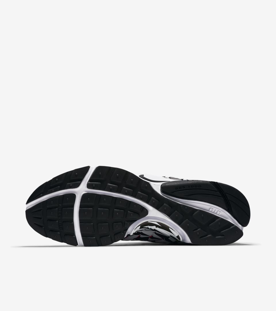 acronym presto pink on feet