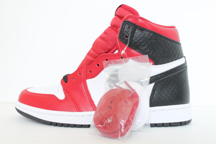 wmns air jordan 1 satin red