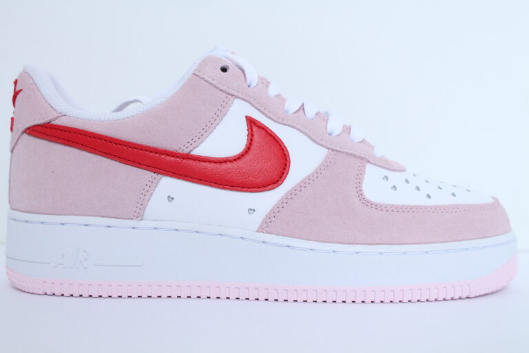 Nike Air Force 1 '07 Valentine's Day - AuthentKicks