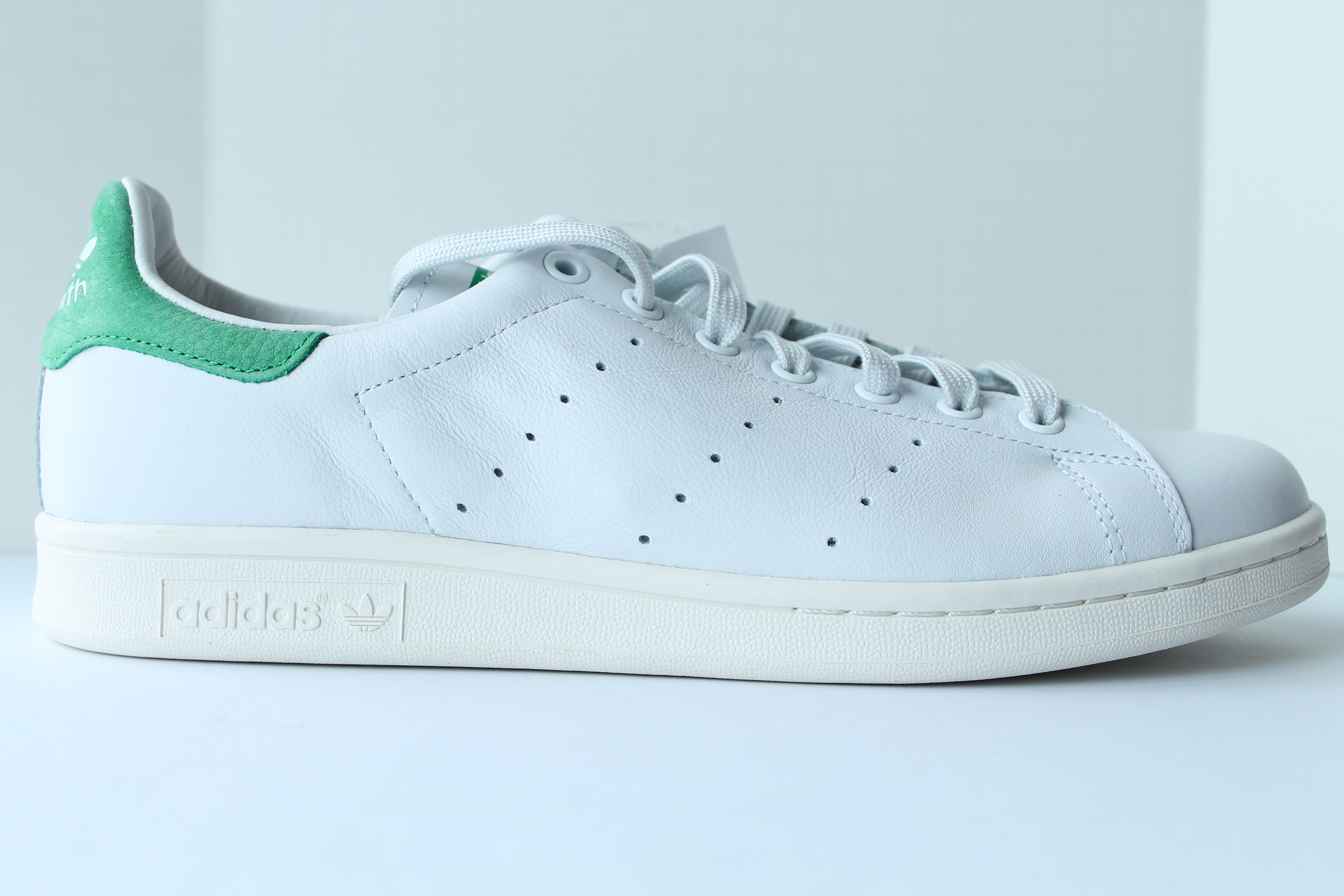 Adidas Stan Smith American Dad