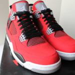 Air Jordan 4 Retro - Toro Bravo