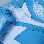 Air Jordan 1 Retro High OG UNC