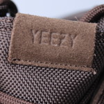 Adidas Yeezy 950 M - Chocolate