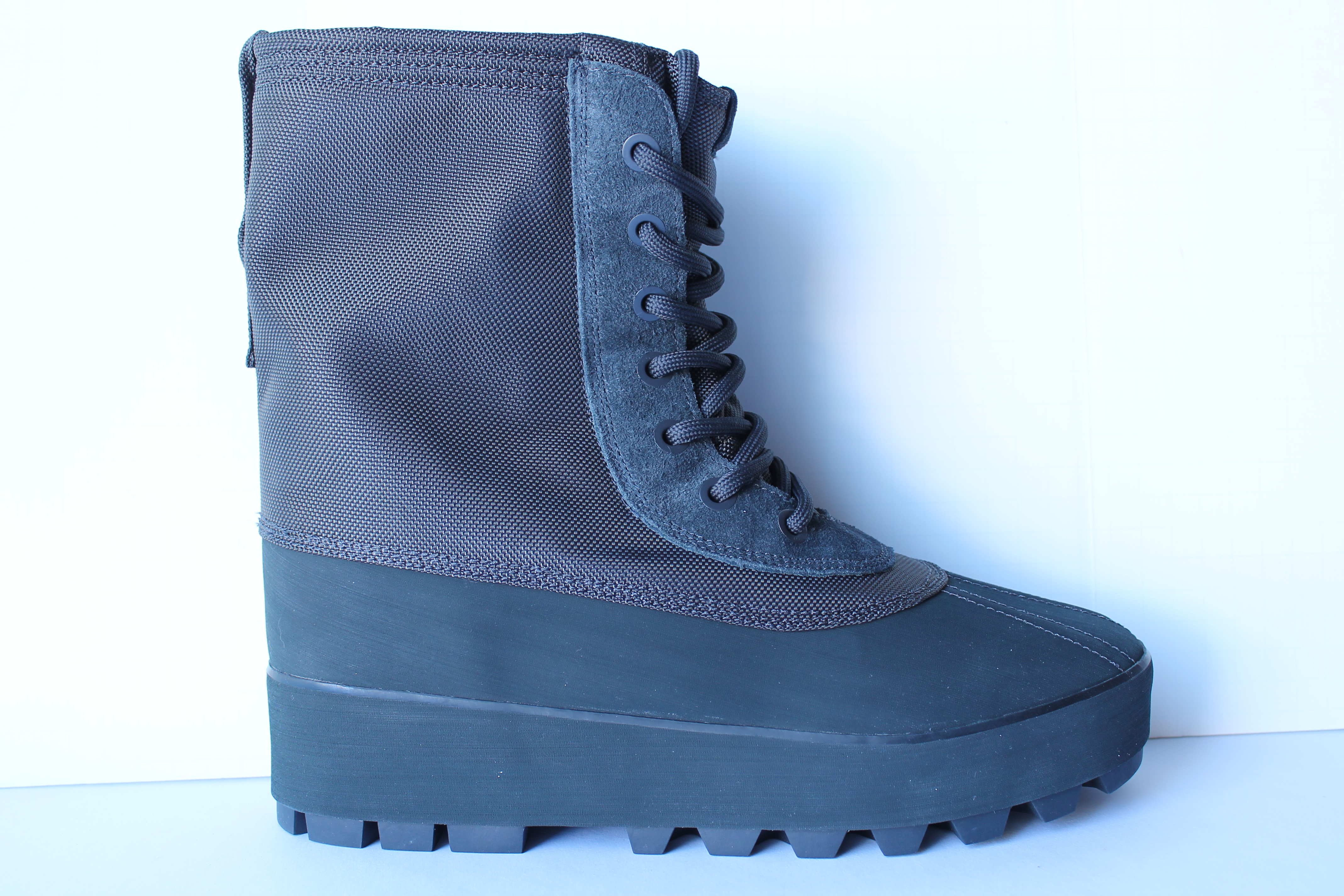 Adidas Yeezy 950 M - Pirate Black