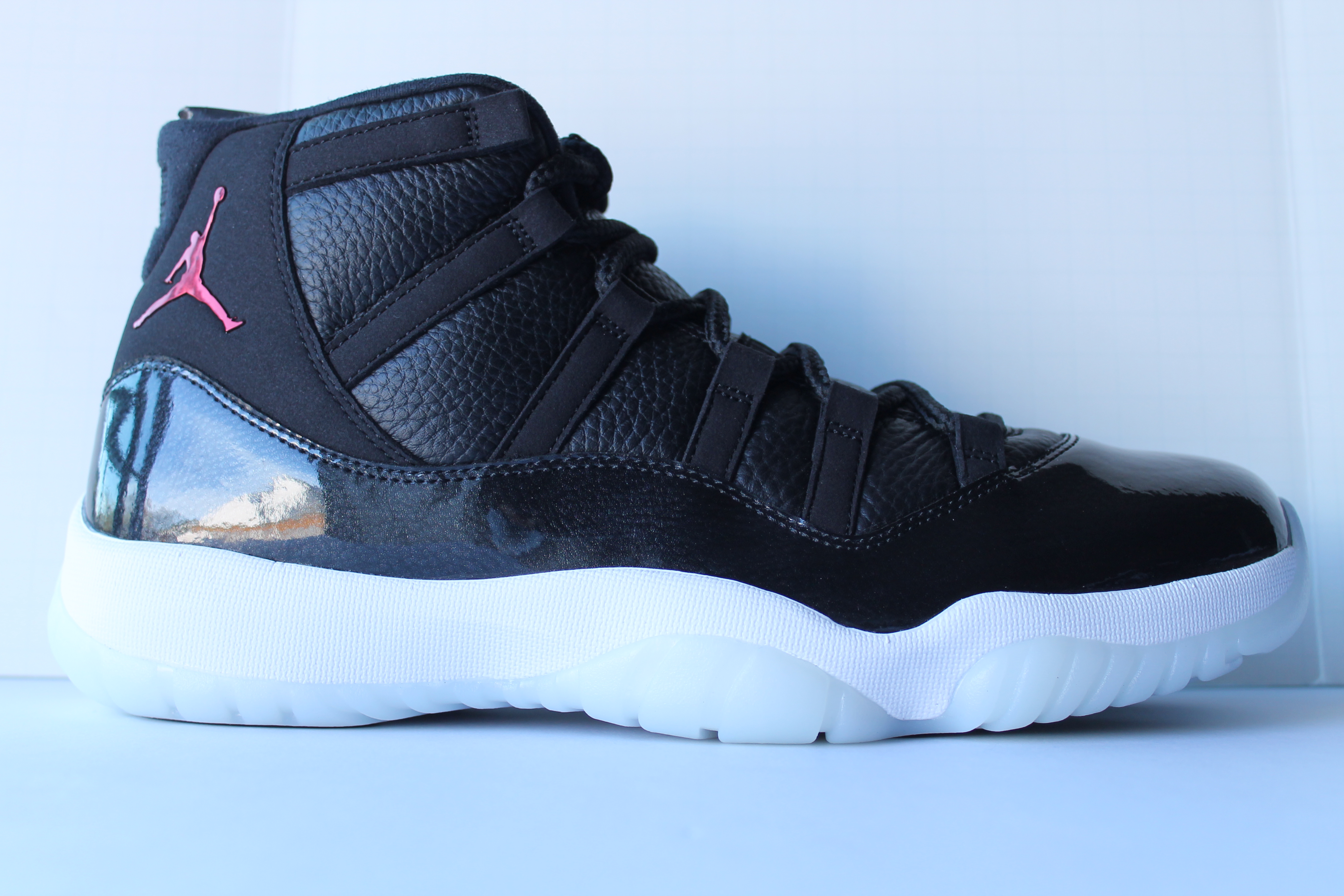 Air Jordan 11 Retro 72-10