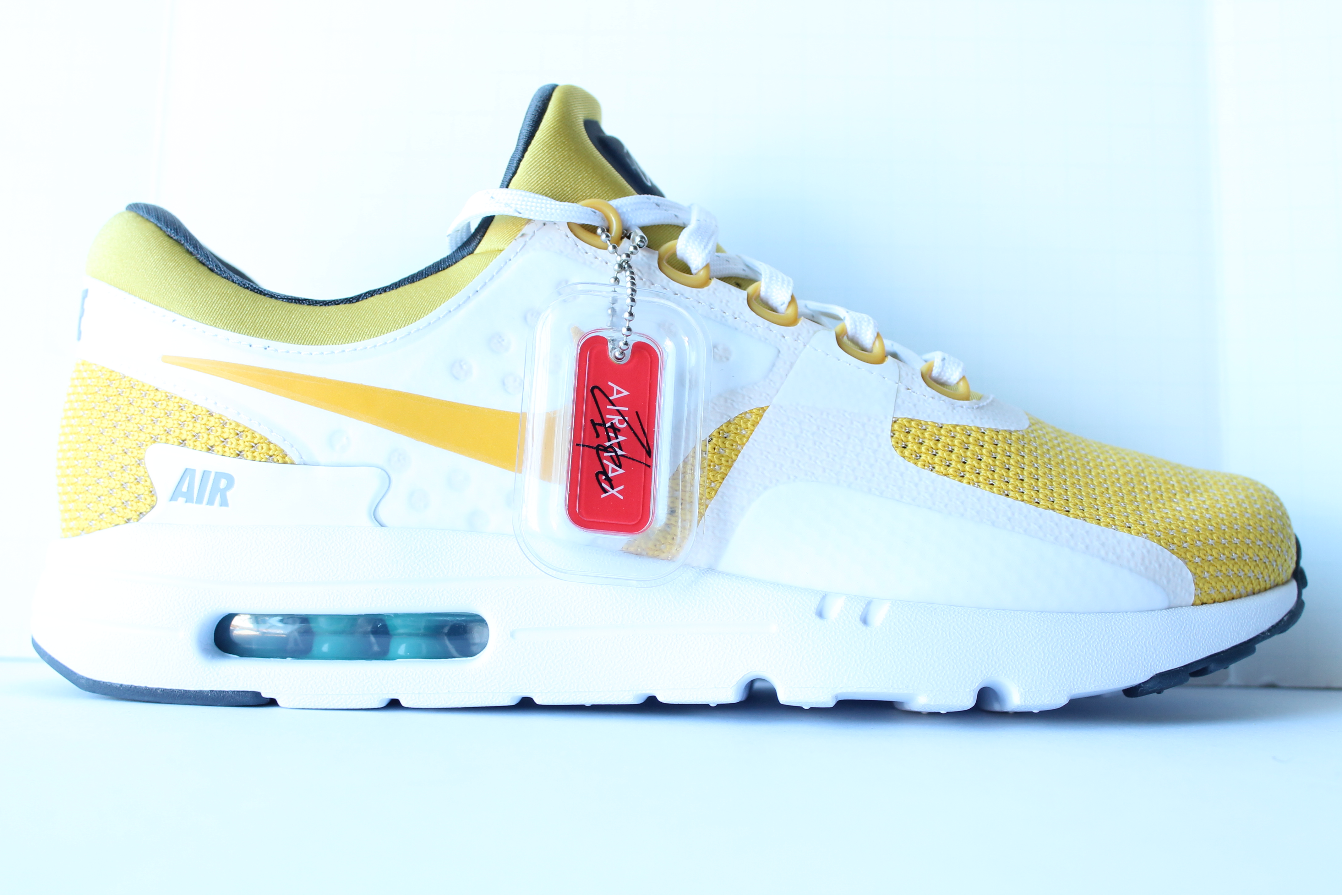 Nike Air Max Zero Yellow