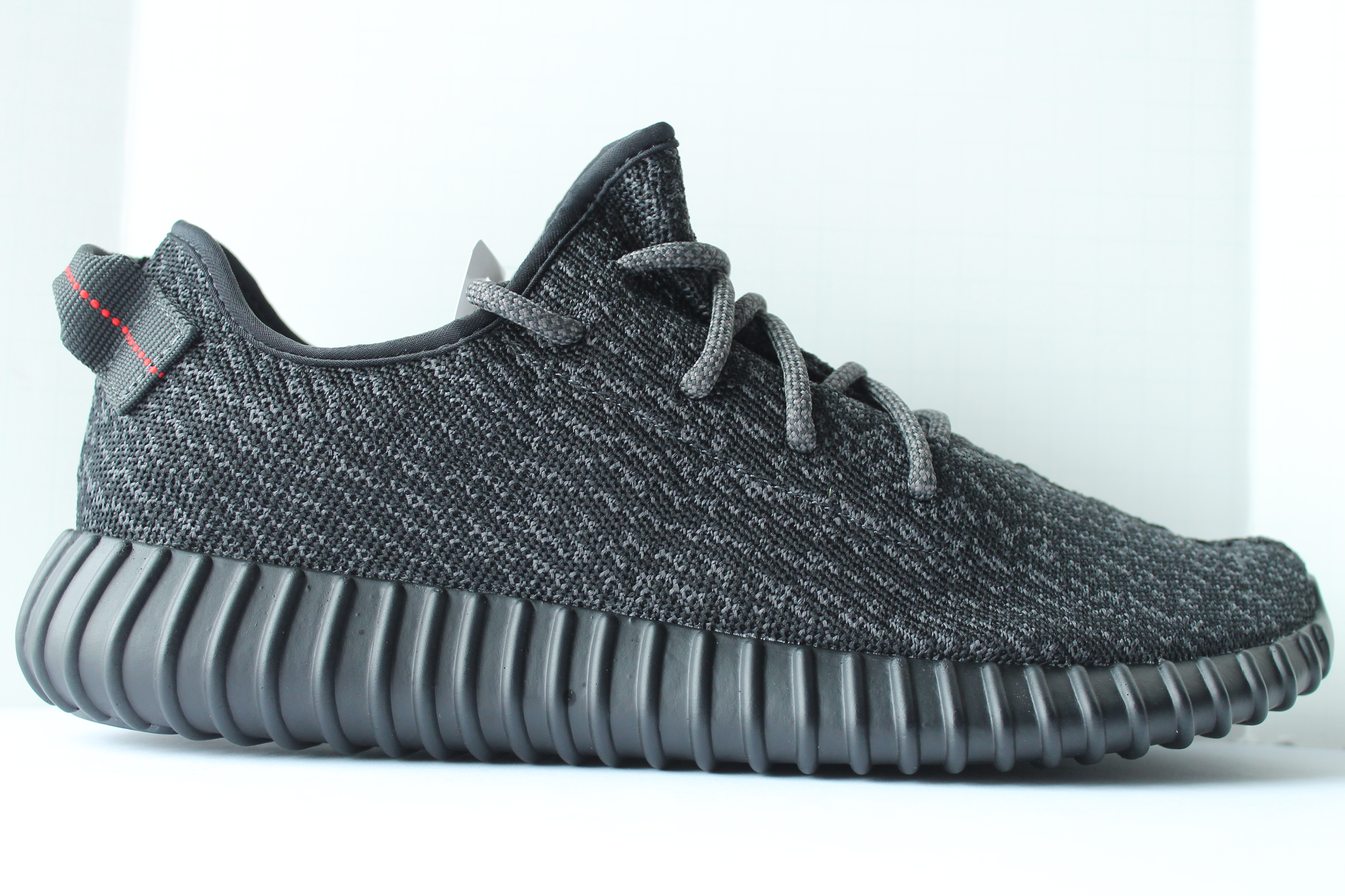 Adidas Yeezy Boost 350 (2016) - Pirate Black