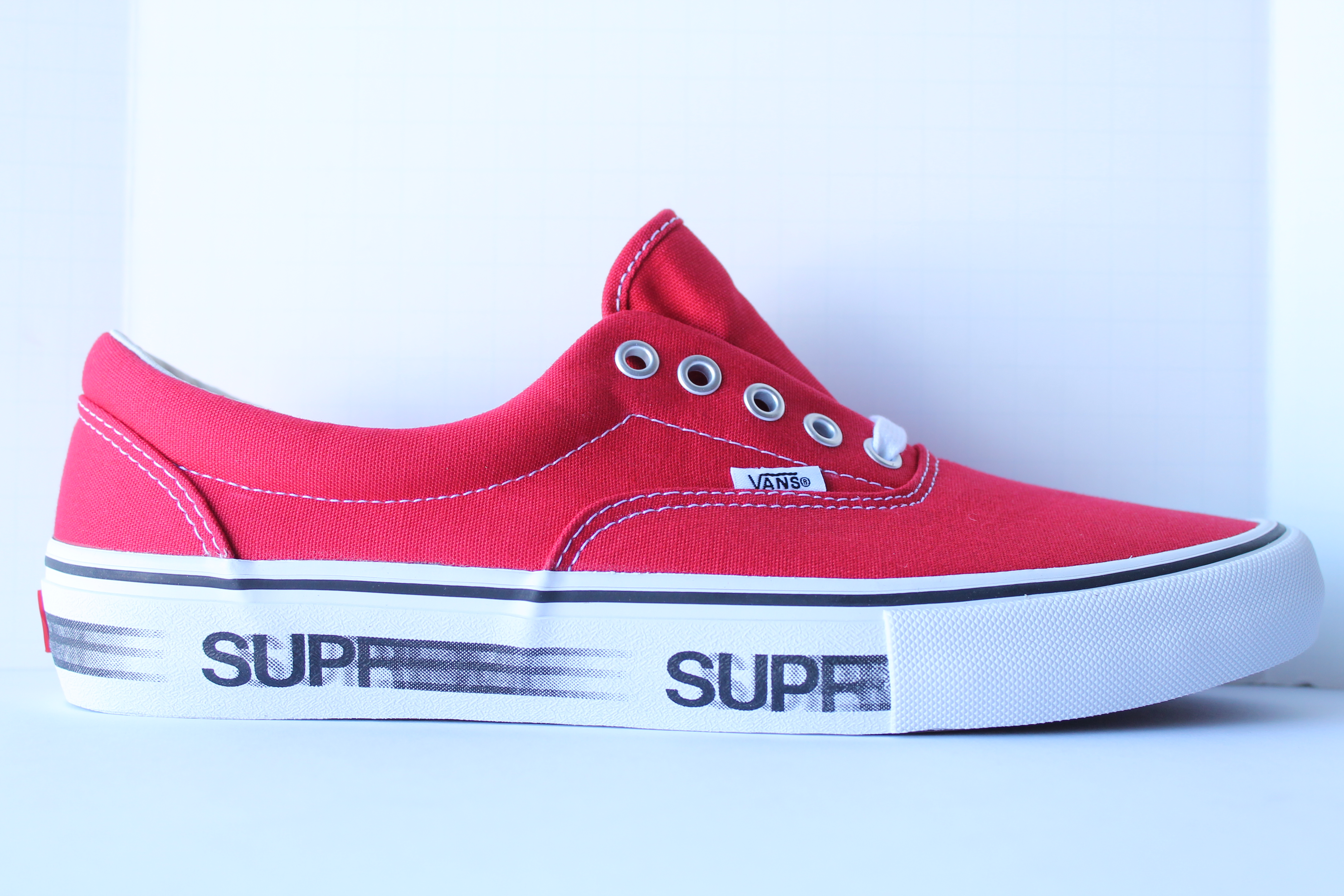 Supreme X Vans Motion Logo - Red