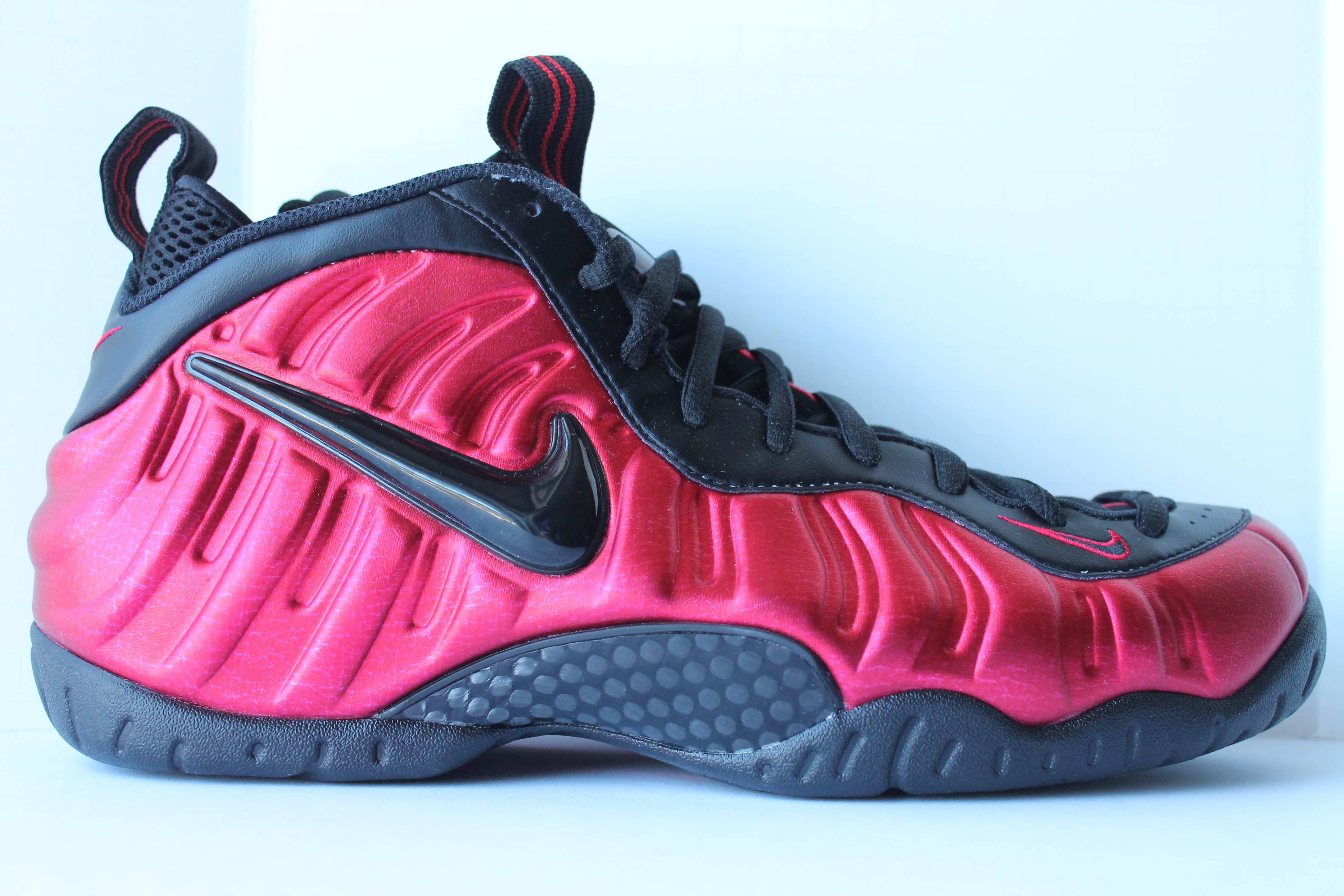 Nike Air Foamposite Pro - University Red