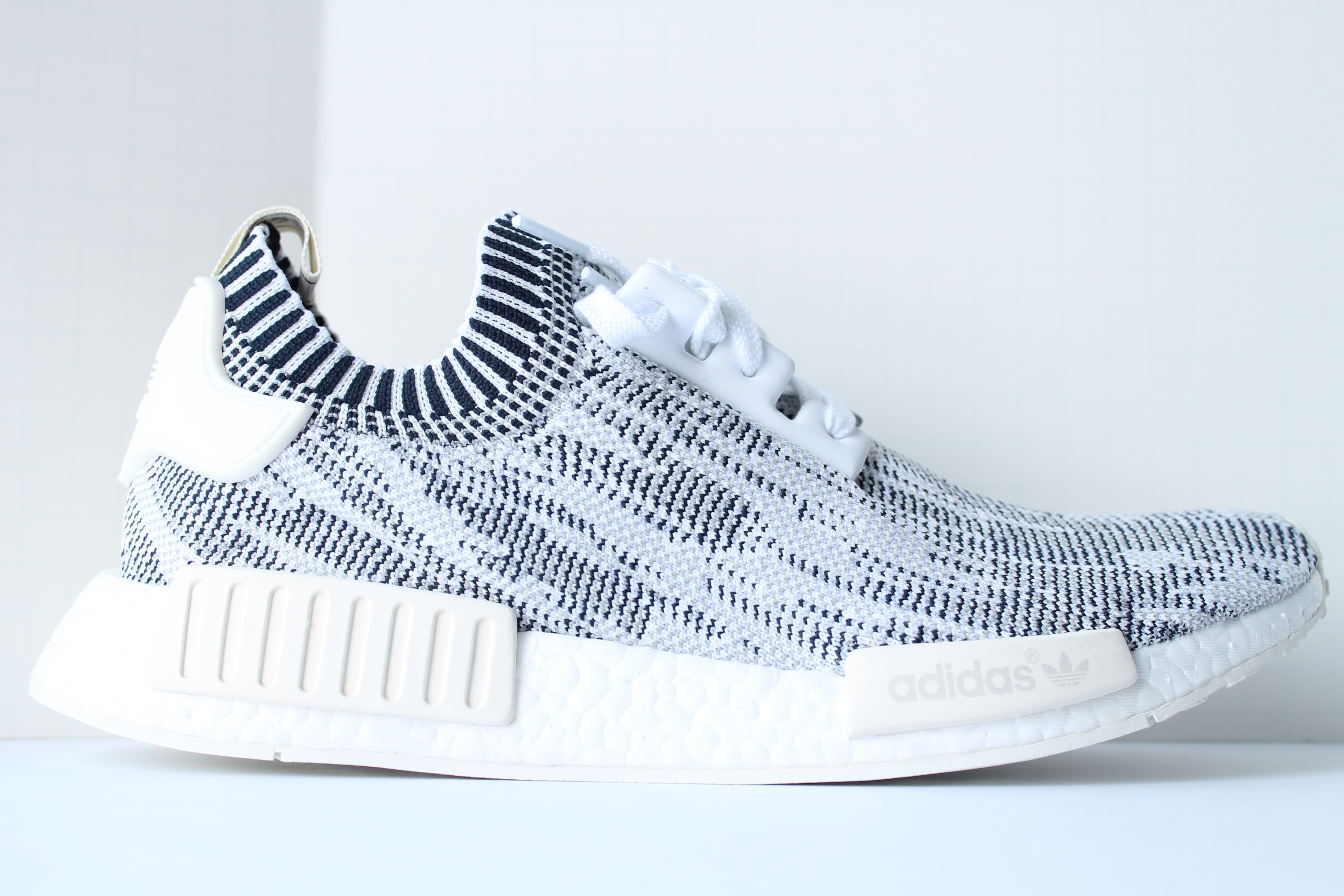 adidas nmd r1 pk original