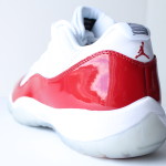 Air Jordan 11 Retro Low - Cherry Red