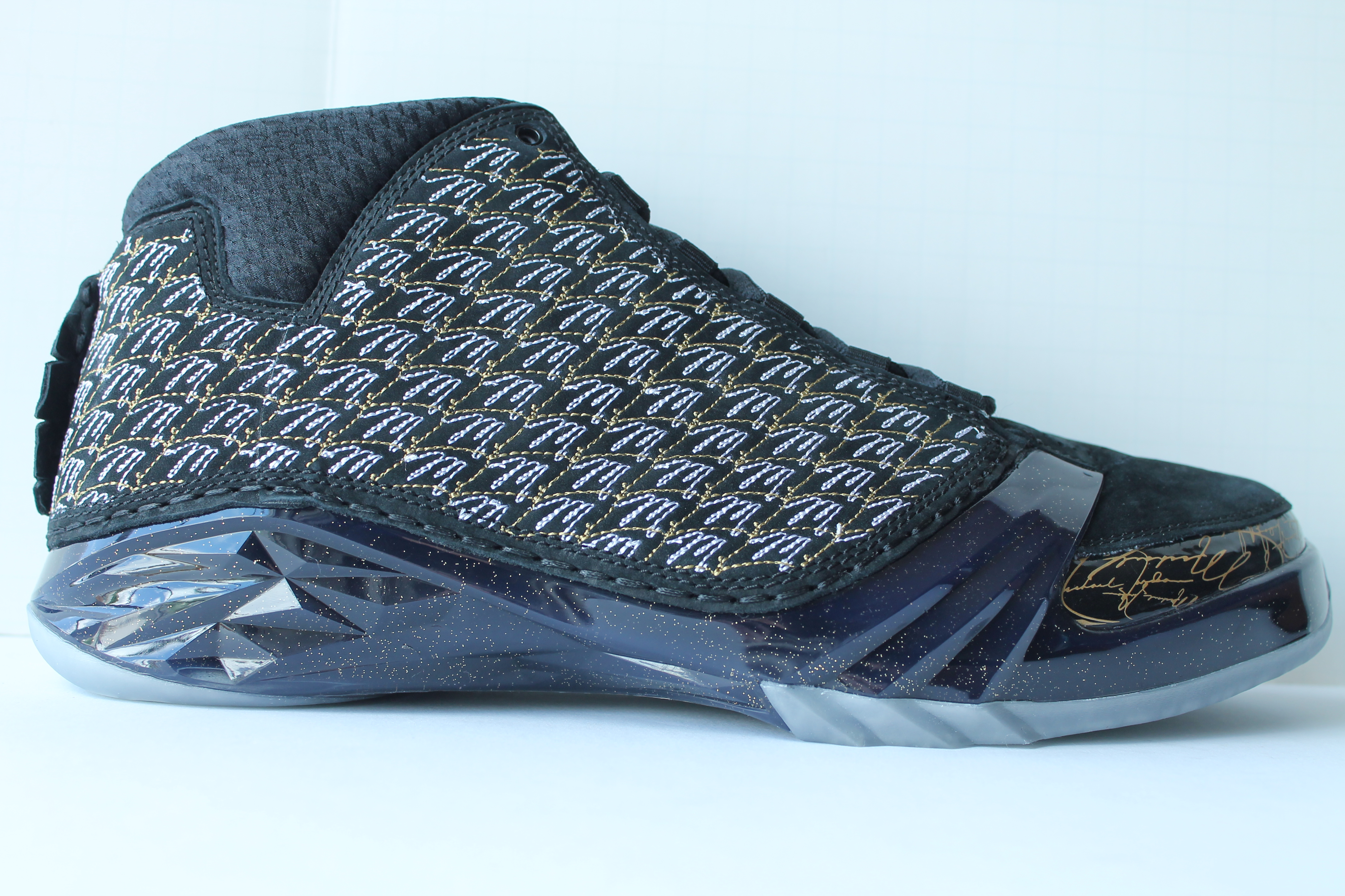 Air Jordan 23 Retro - Trophy Room