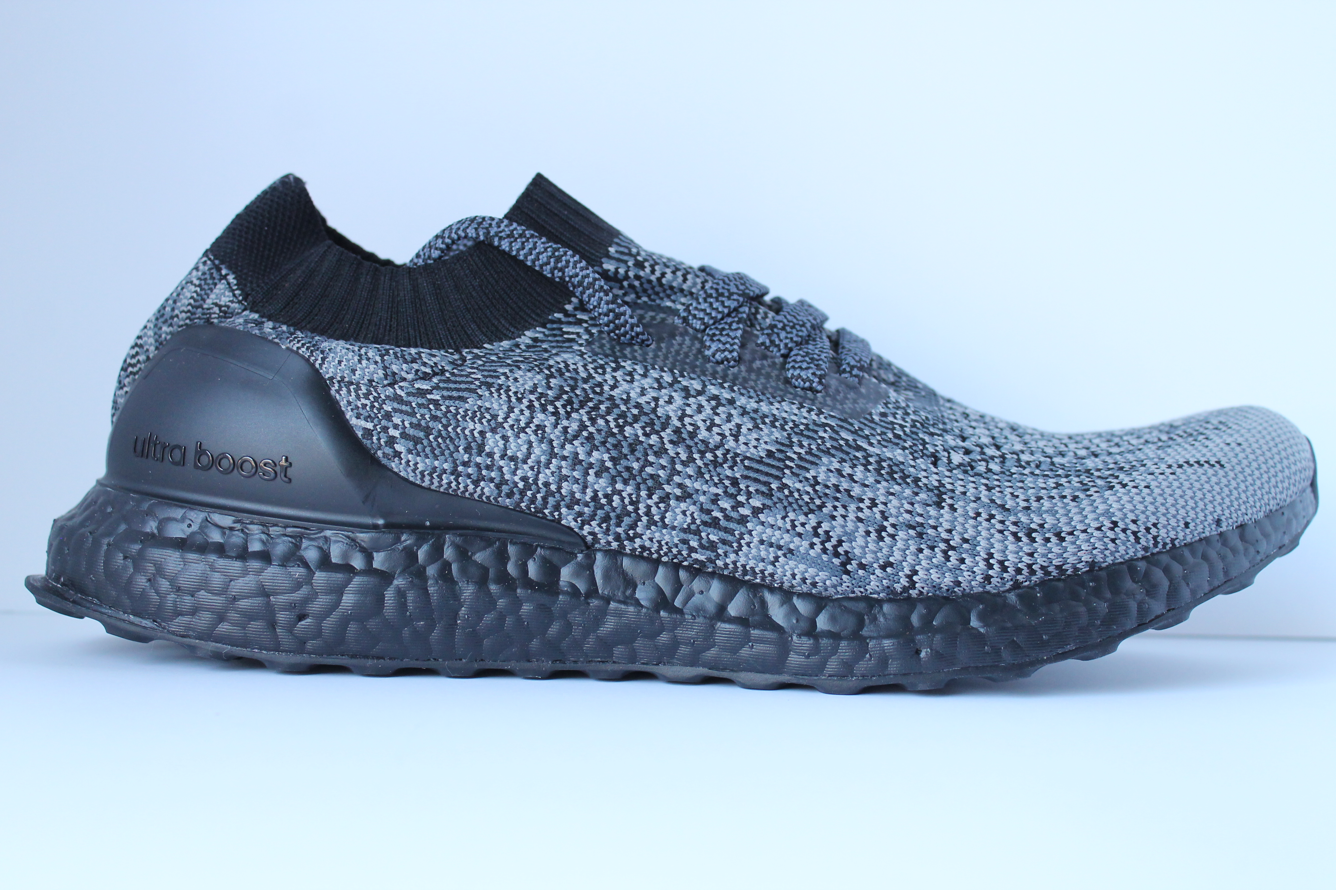 Adidas Ultra Boost Uncaged LTD Colored Boost - Black