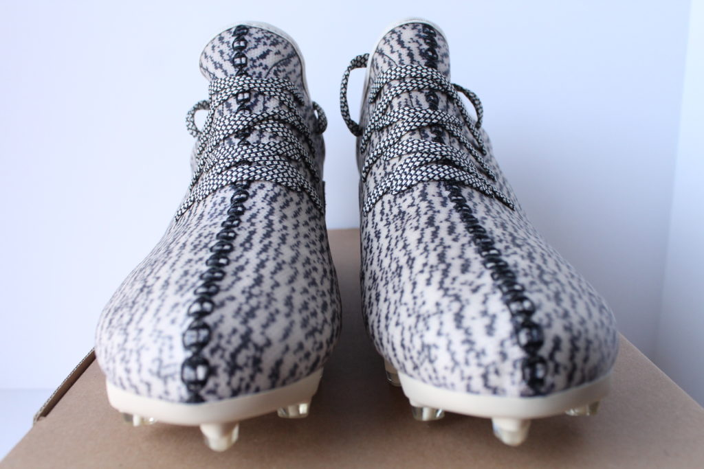 custom yeezy baseball cleats