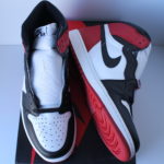 Air Jordan1 Retro High Black Toe