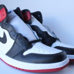 Air Jordan1 Retro High Black Toe