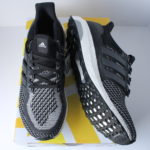 Adidas Ultra Boost 3M Reflective Gradient 2.0 - Black/White