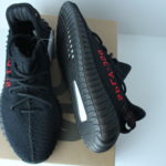 Adidas Yeezy Boost 350 v2 - Bred