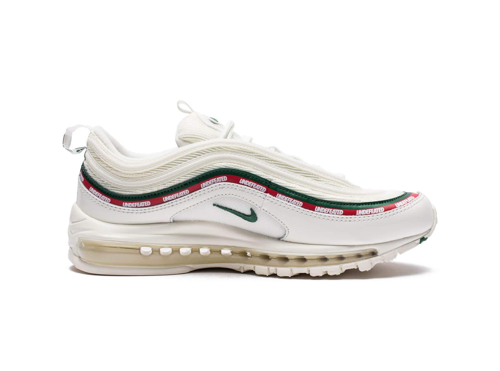 UNDEFEATED X NIKE AIR MAX 97 OG - SAIL/SPEED RED/WHITE/GORGE GREEN