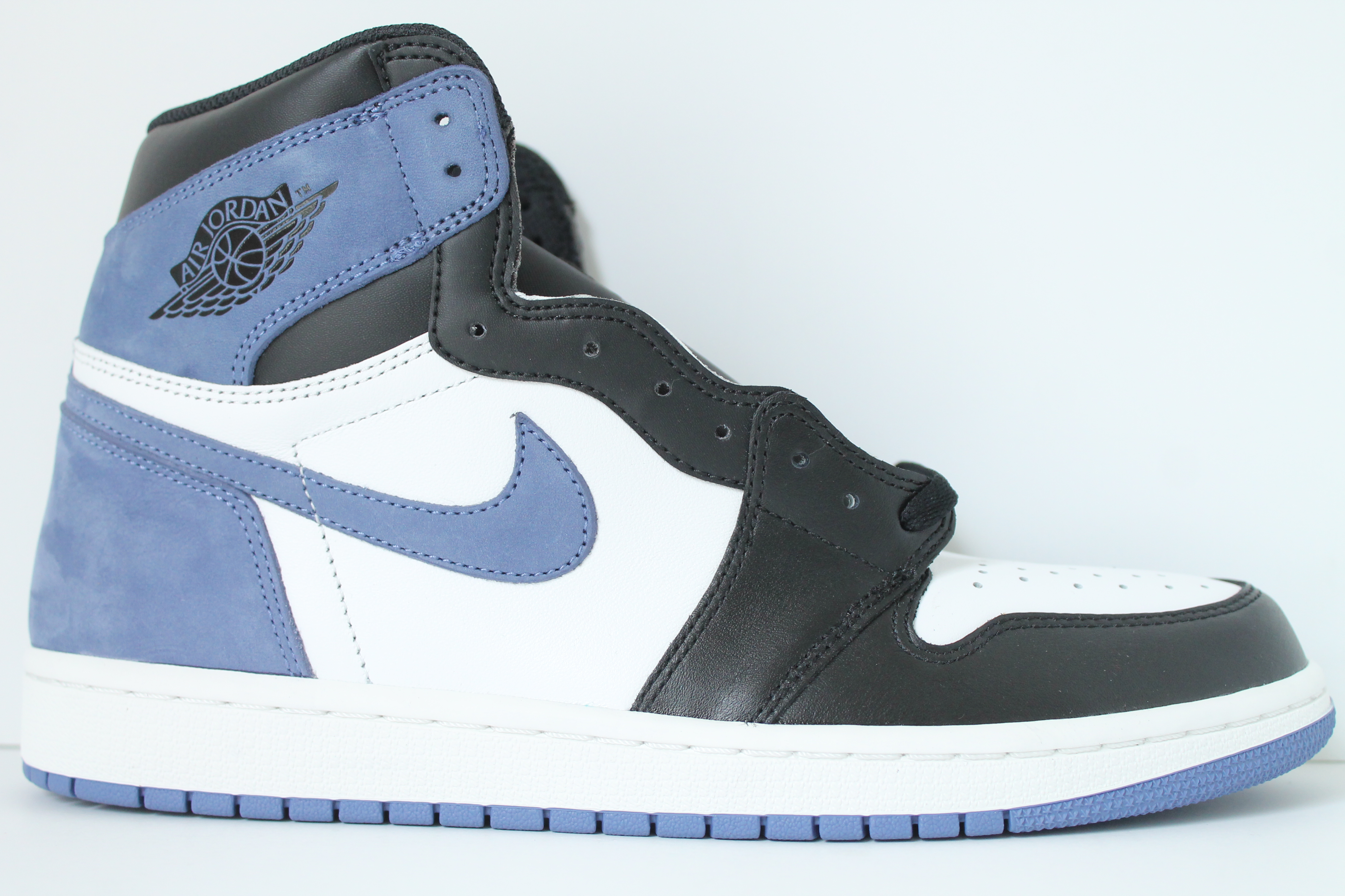 Air Jordan 1 Retro High OG - Blue Moon