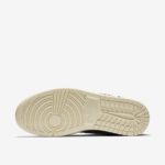 Air Jordan 1 Retro High OG Couture - Image 9