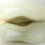 adidas Yeezy Boost 350 V2 - Marsh