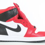 WMNS Air Jordan 1 Retro High OG - Satin Red