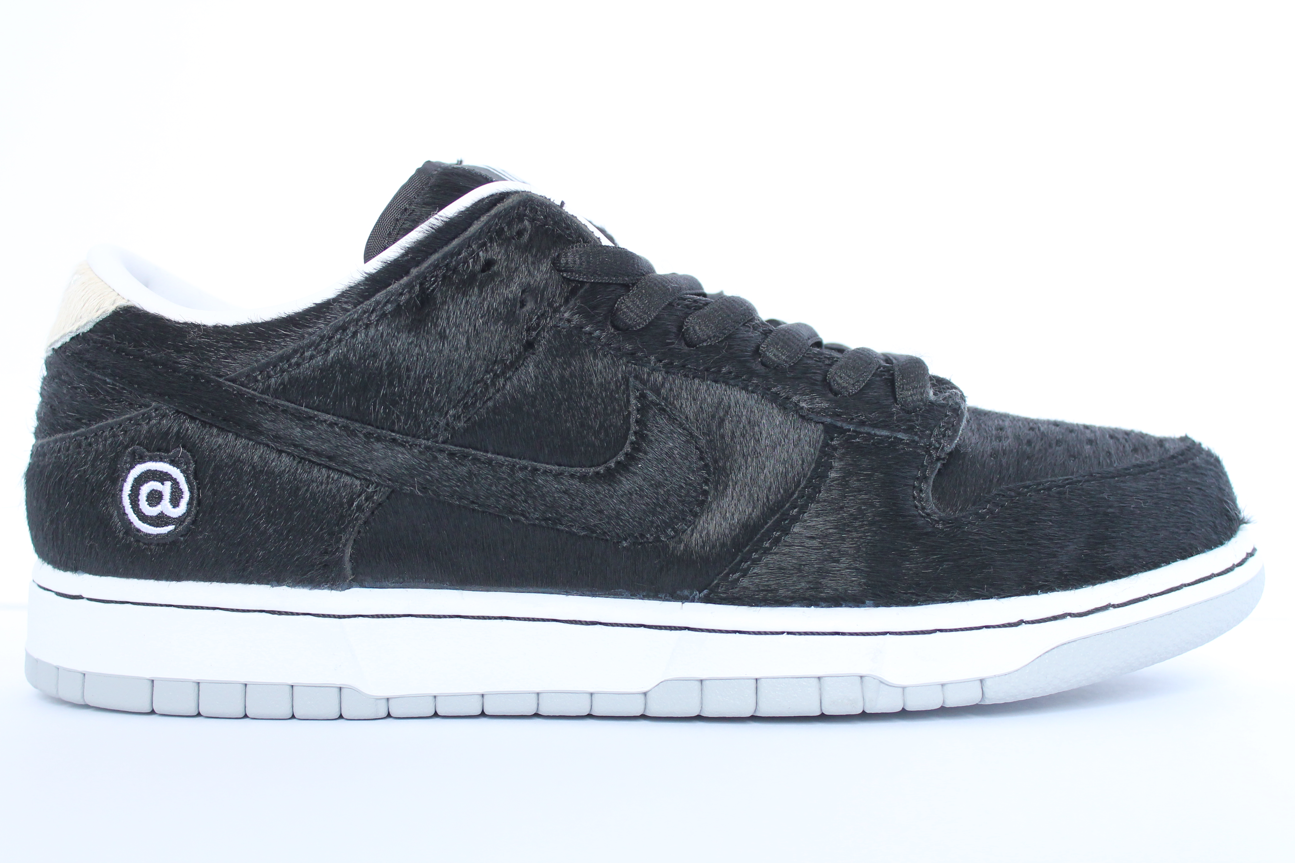 Nike SB Dunk Low X Medicom Toy BE@RBRICK