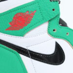 Air Jordan 1 Retro High WMNS Lucky Green