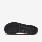 Nike x Sacai VaporWaffle 'Royal Fuchsia' - Image 9