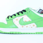 Supreme®/Nike® SB Dunk Low OG QS - Green