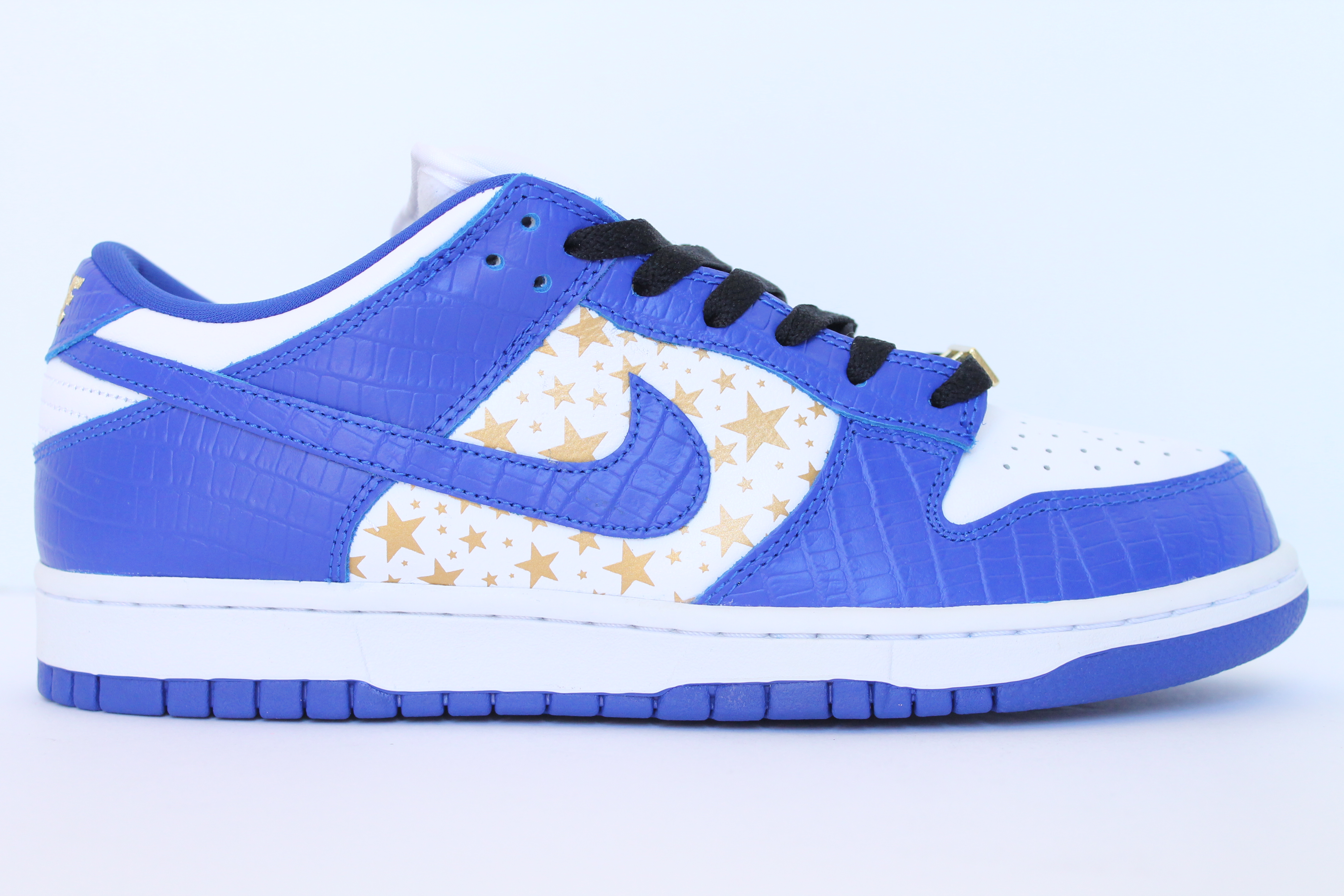 Supreme®/Nike® SB Dunk Low OG QS - Blue