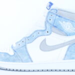 Air Jordan 1 Retro High OG - Hyper Royal