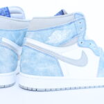 Air Jordan 1 Retro High OG - Hyper Royal