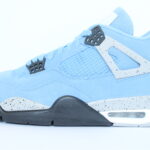 Air Jordan 4 Retro - University Blue