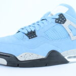 Air Jordan 4 Retro - University Blue