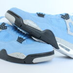 Air Jordan 4 Retro - University Blue