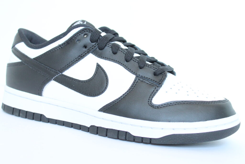 AuthentKicks | Nike Dunk Low WMNS âBlack Whiteâ