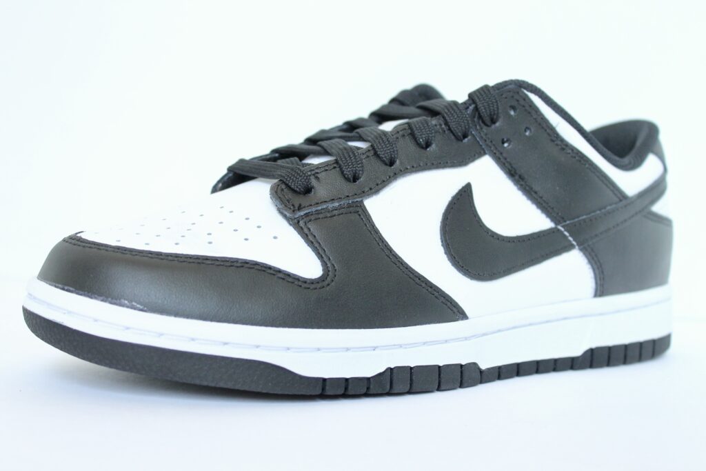 AuthentKicks | Nike Dunk Low WMNS âBlack Whiteâ