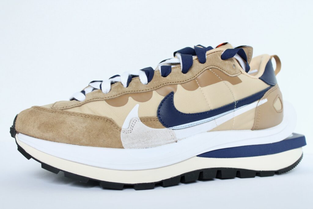sacai nike vaporwaffle sesame