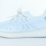 adidas YEEZY Boost 350 V2 - Mono Ice