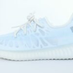 adidas YEEZY Boost 350 V2 - Mono Ice