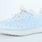 adidas YEEZY Boost 350 V2 - Mono Ice