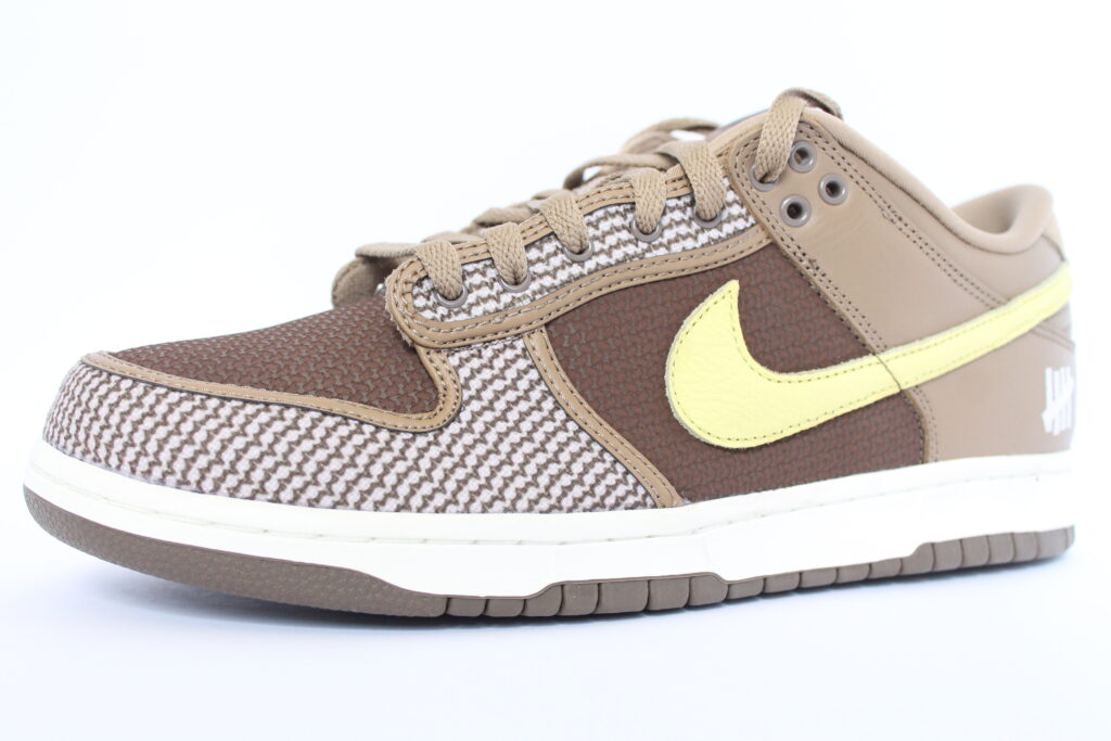 nike x undefeated dunk low sp canteen