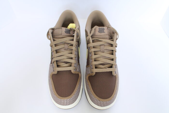 nike x undefeated dunk low sp canteen