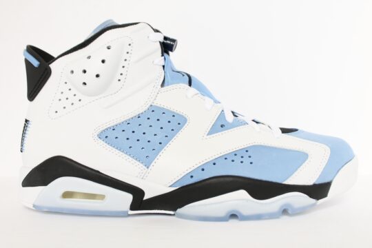 Air Jordan 6 Retro 'UNC White'